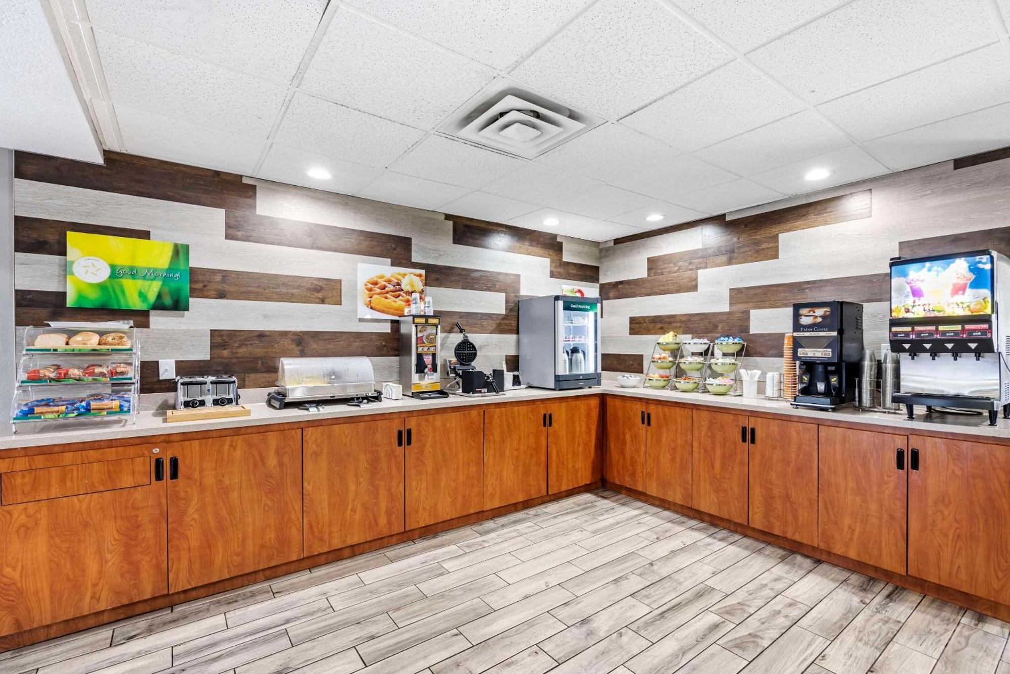 Quality Inn Clarksville - Exit 11 Esterno foto