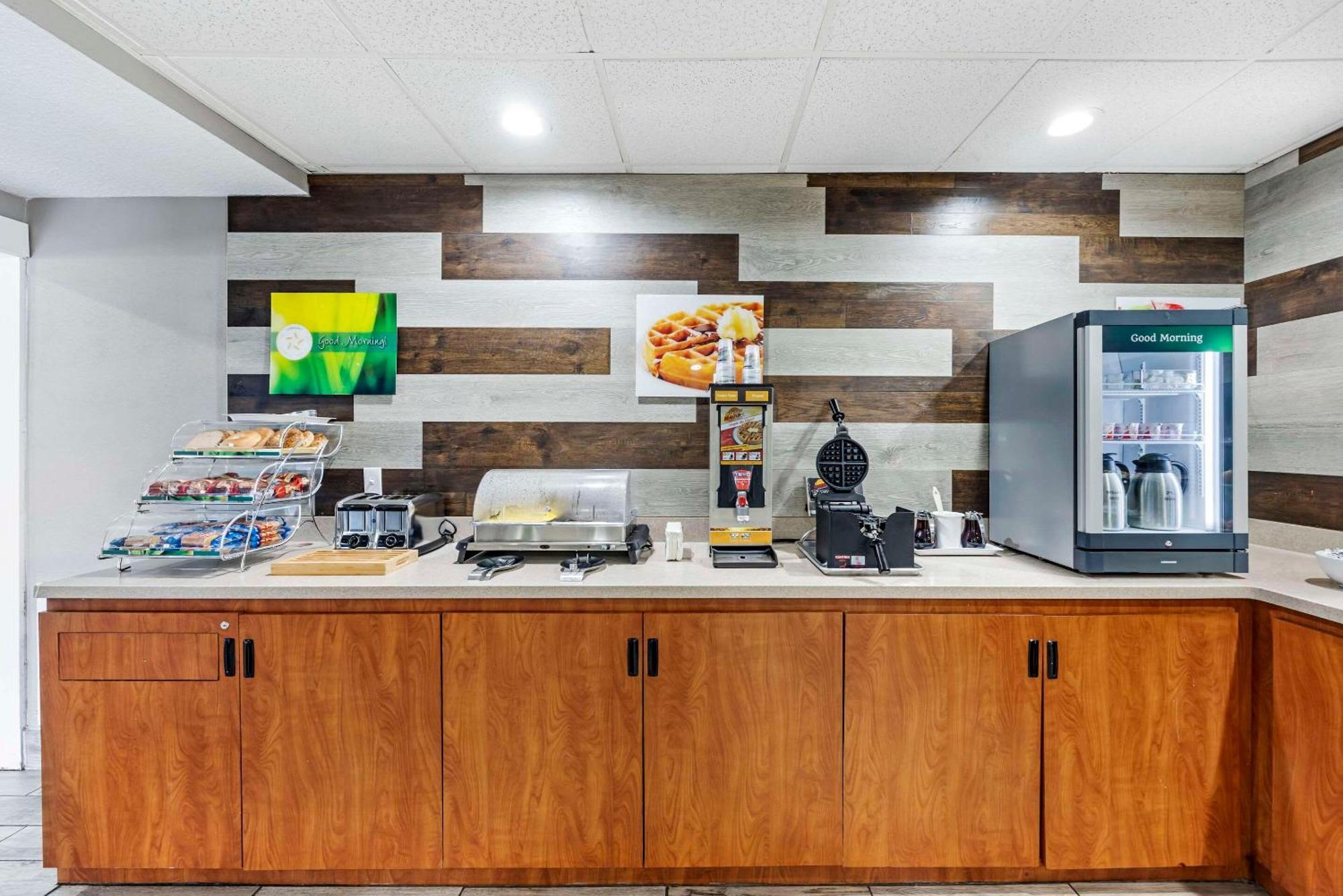 Quality Inn Clarksville - Exit 11 Esterno foto